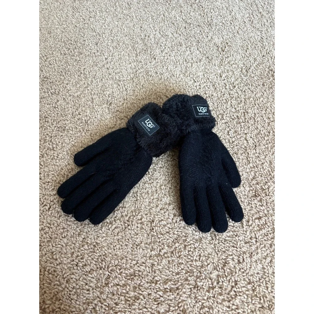 UGG Australia Womens Black Knit Gloves with Faux Fur Trim Logo  Winter Accessory